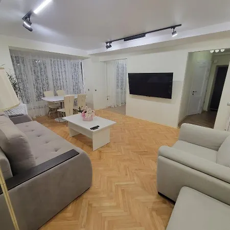 3-room Luxury In The Center Apartment *